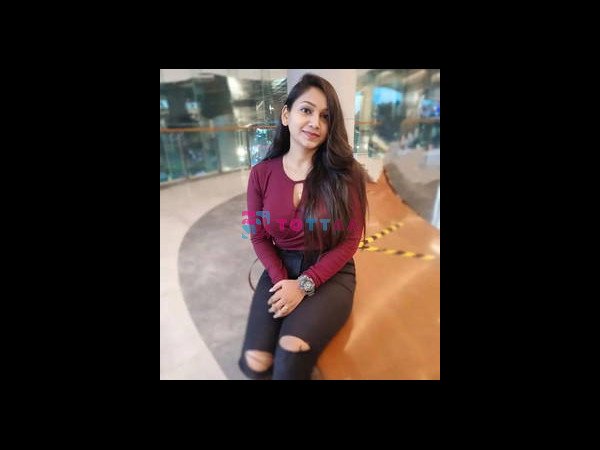 GIRL SERVICE 💋 CALL ME🥰 RADHIKA 8887175067 WhatsApp ❤️8887175067 Here best call .girl Radhika 🥰n