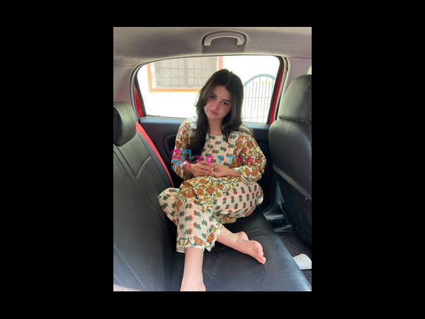 HOT & SEXY MODELS // COLLEGE   ‎AVAILABLE FOR COMPLETE ENJOYMENT WITH HIGH PROFILE INDIAN MODEL AVAI