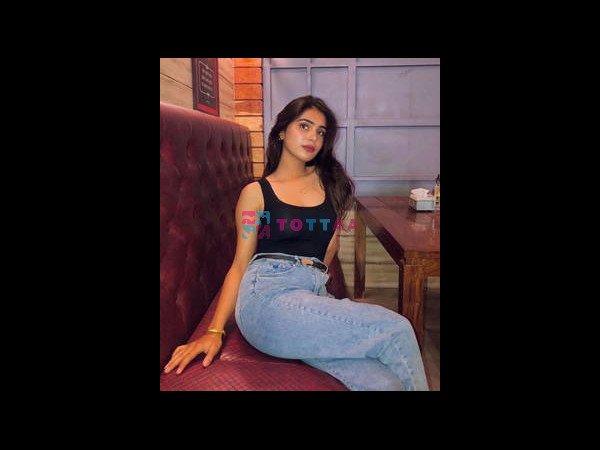 GIRL SERVICE 💋 CALL ME🥰 RADHIKA 8887175067 WhatsApp ❤️8887175067 Here best call .girl Radhika 🥰n