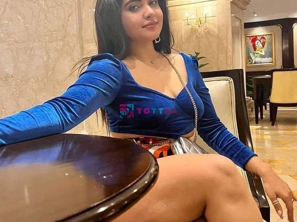 Myself Payal call girl service hotel and home service 24 hours availab