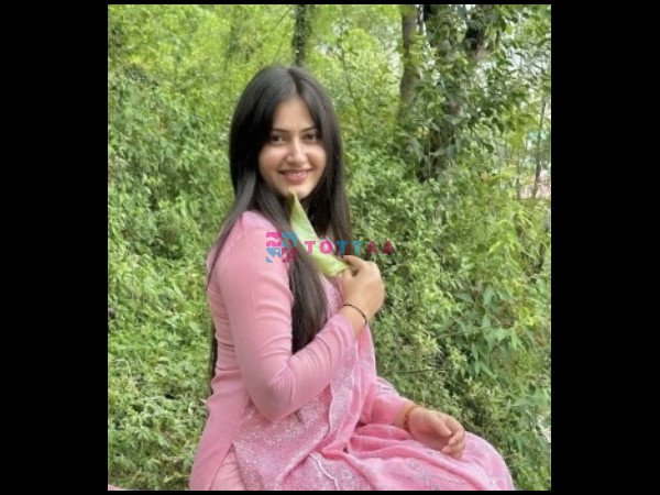 Hai profile low price cash payment VIP model college girl full service unlimited short massage