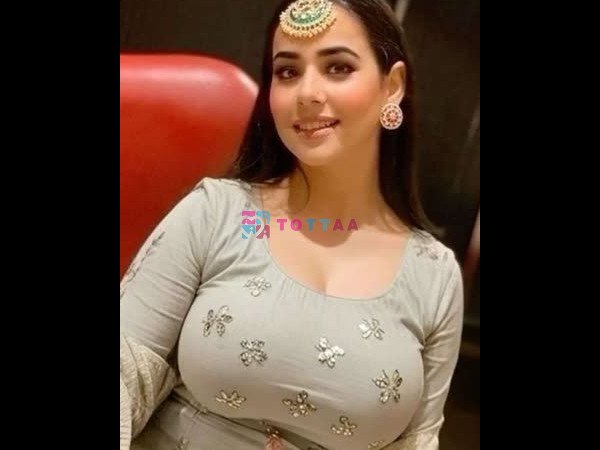 ➡️HOT & SEXY MODELS // COLLEGE GIRLSAVAILABLE FOR COMPLETE ENJOYMENT WITH HIGH PROFILE INDIAN MODEL