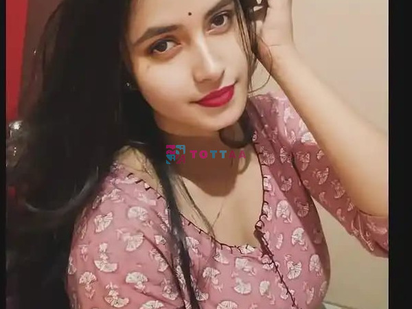 Hii sir 8969//716615// call me low price high profile collage girl full safe and secure available