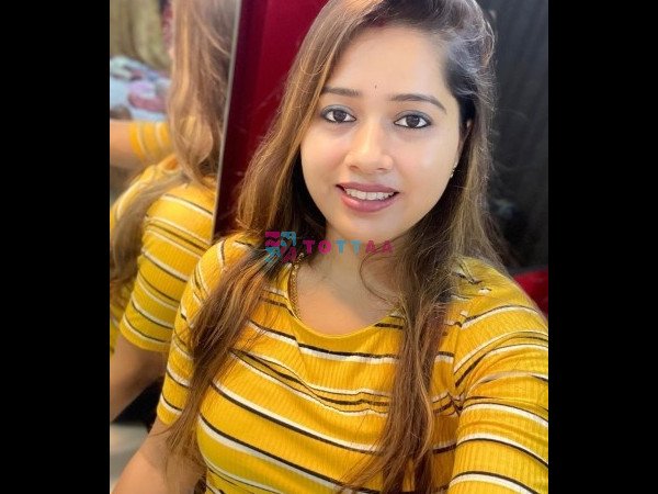 Top model college call girl service available 6202573374 in