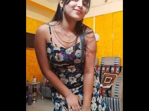 Call 🤙 Pooja high class top model full enjoyment service