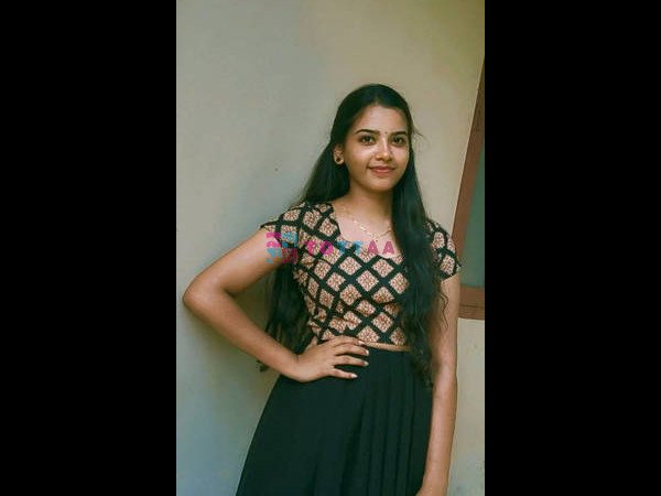 Call girl 62025//73374 escort service we provide in