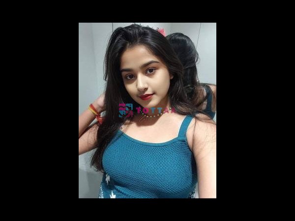 Low price college girls and bhabhi available