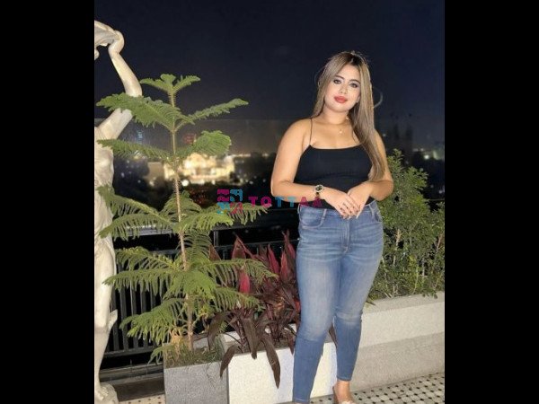 Call 🤙 muskan high class top model full enjoyment