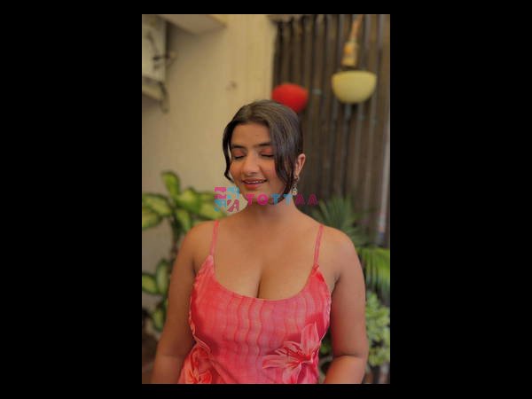 GIRL SERVICE 💋 CALL ME🥰 RADHIKA 8887175067 WhatsApp ❤️8887175067 Here best call .girl Radhika 🥰n